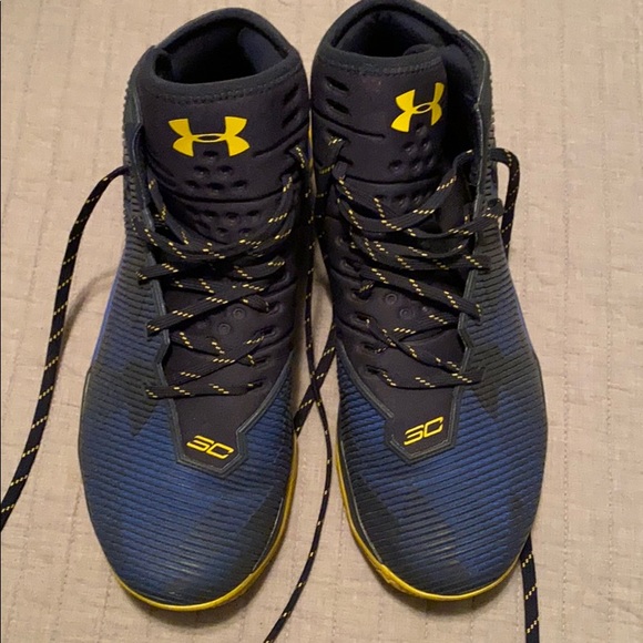 Steph curry shoes - Picture 1 of 3